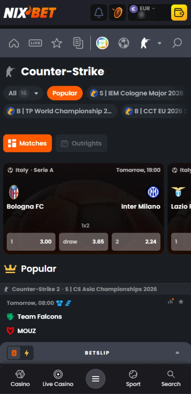 Open de lijst met sporten en selecteer CS2 in de eSports-sectie op Nixbet.